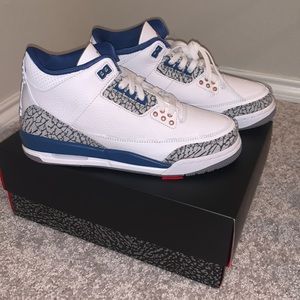 Air Jordan Retro 3 “Wizards” - Sz 7